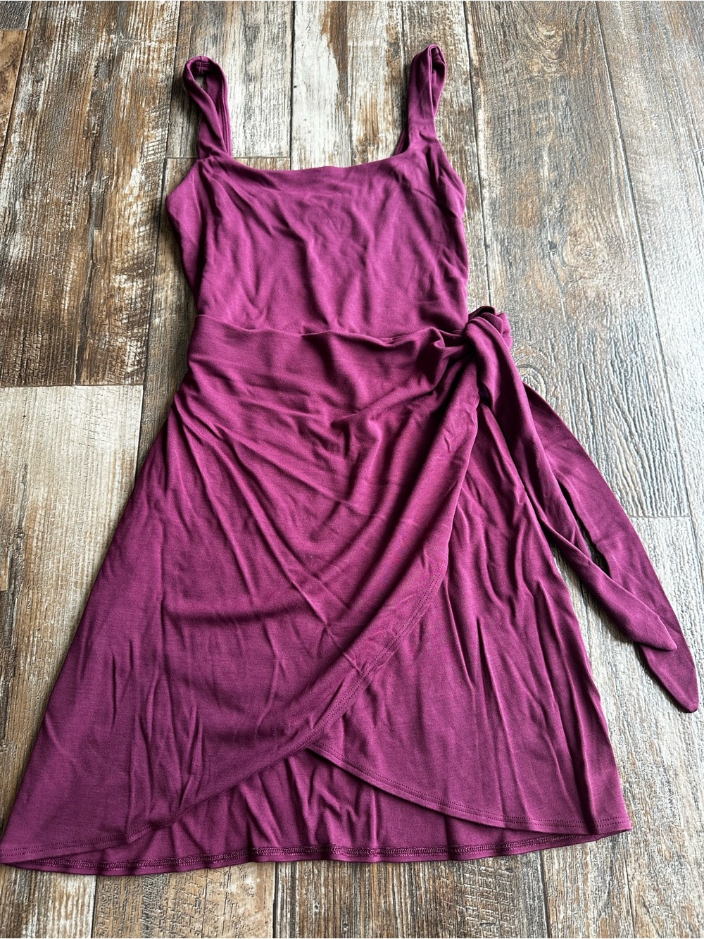 Aritzia Wilfred Saturn Mini Dress Tennis Wrap Front Side Tie Stretchy Womens XS